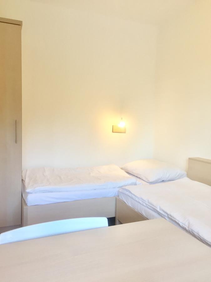Apartman Diofa ケストヘイ エクステリア 写真